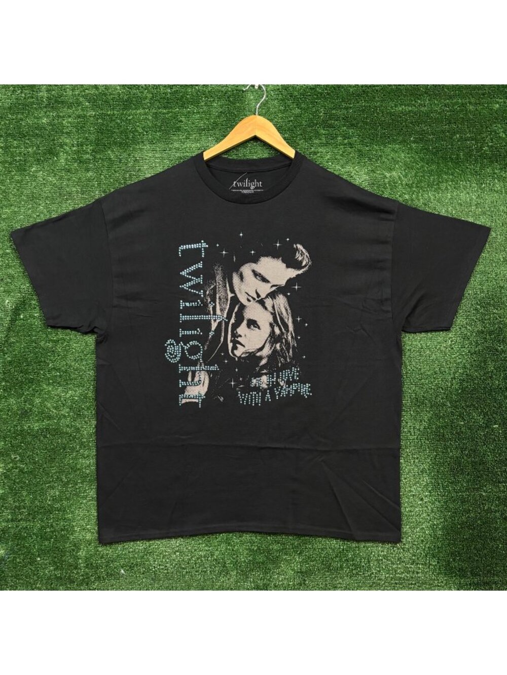 Twilight In Love with A Vampire Bedazzled T-Shirt Size 2XL